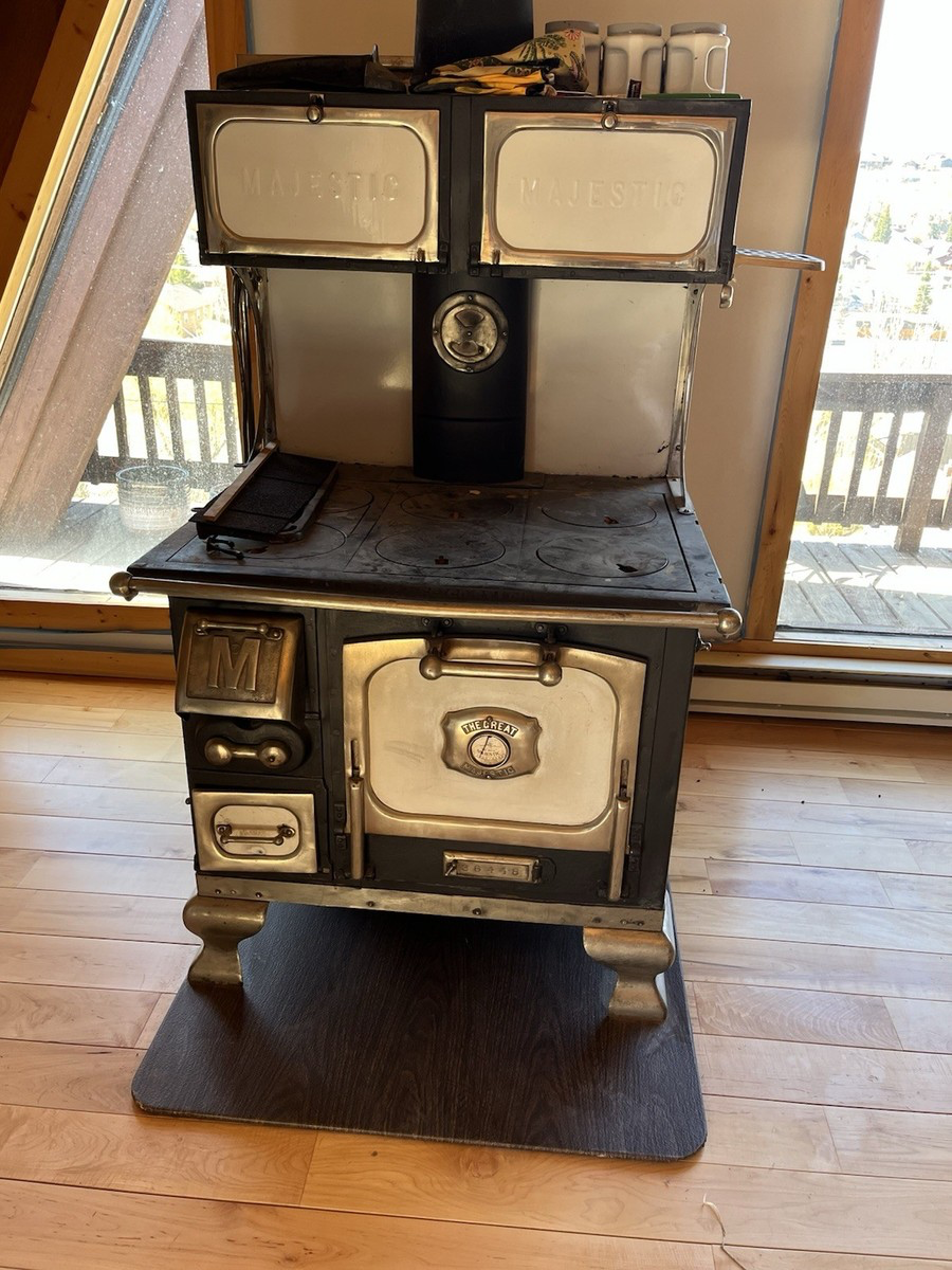 Wood Cookstove Cleaning
